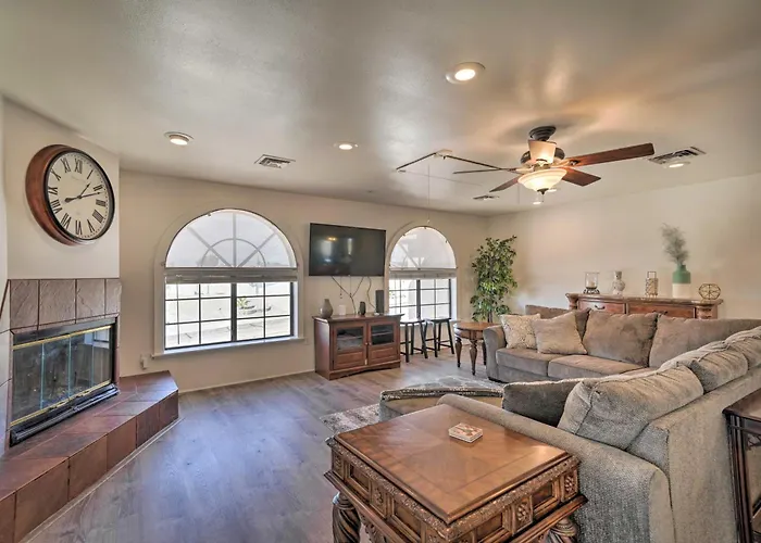 Holiday home Putting And Pool Table Havasu Gem! *